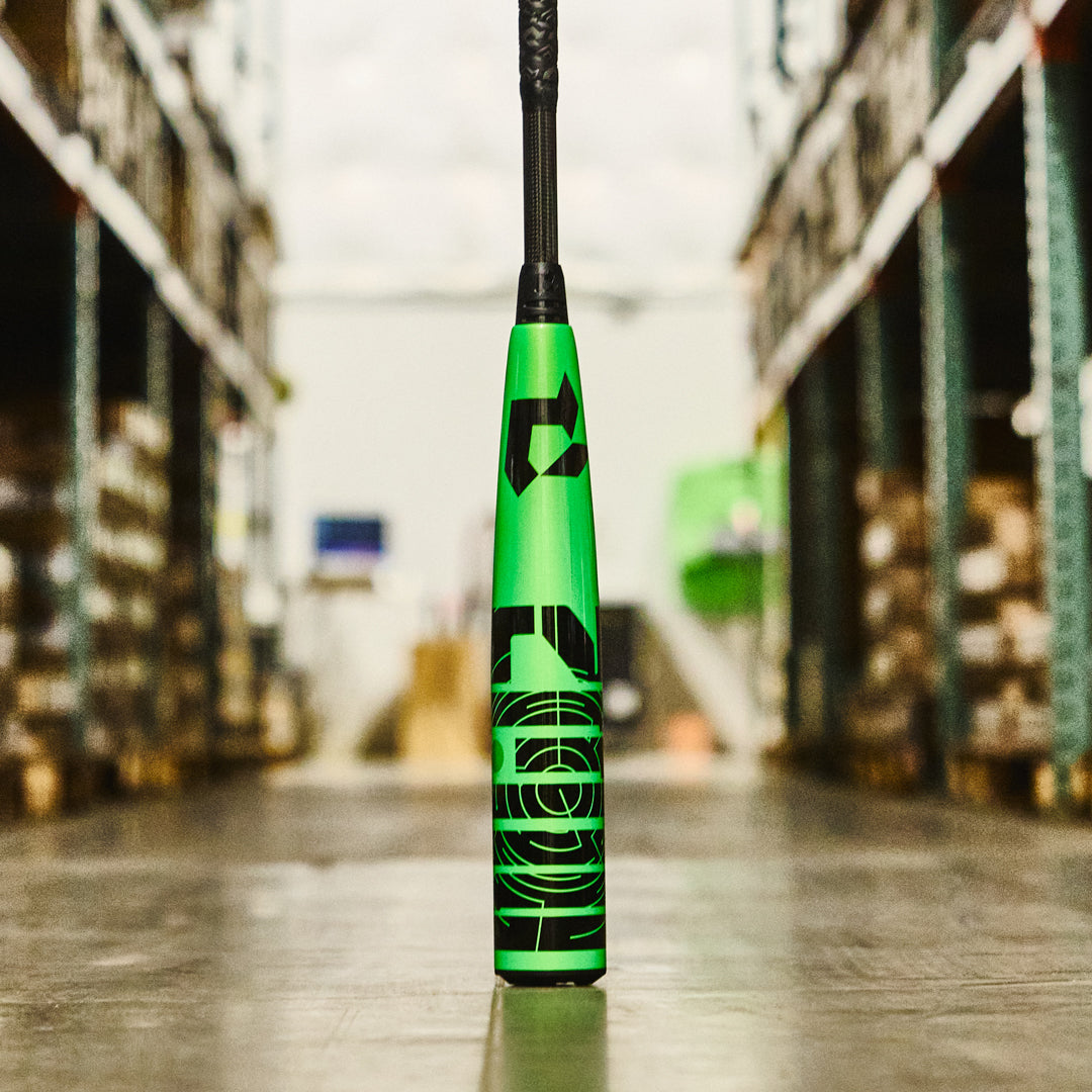 Batte DeMarini CF Zen 2020 – 31/26 (-5) USSSA, Noir Et Or, Composite Carbon 2 5/8, équilibre Parfait