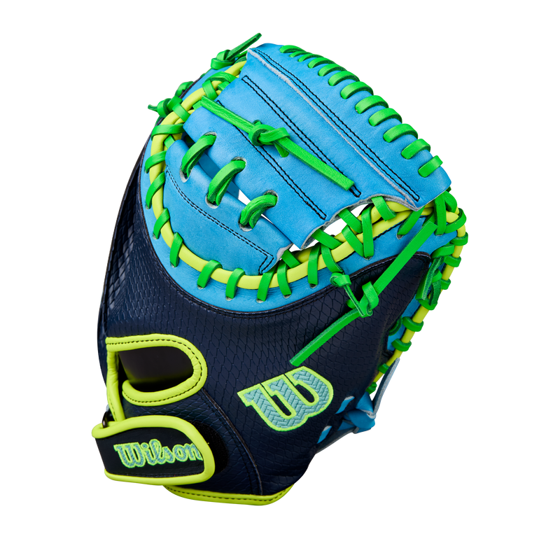 2026 Wilson A2000 PF33SS SuperSkin 33" Catchers Mitt - WBW10346533