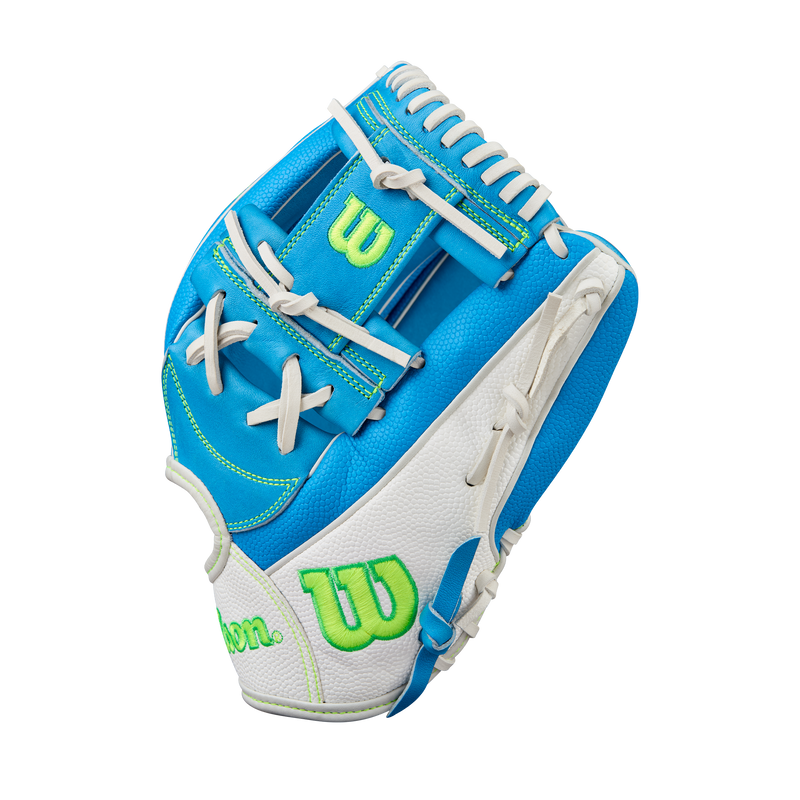 2026 Wilson Fall Collection A2000 Fast Pitch H12 12" Fieldingl Glove - WBW10348612